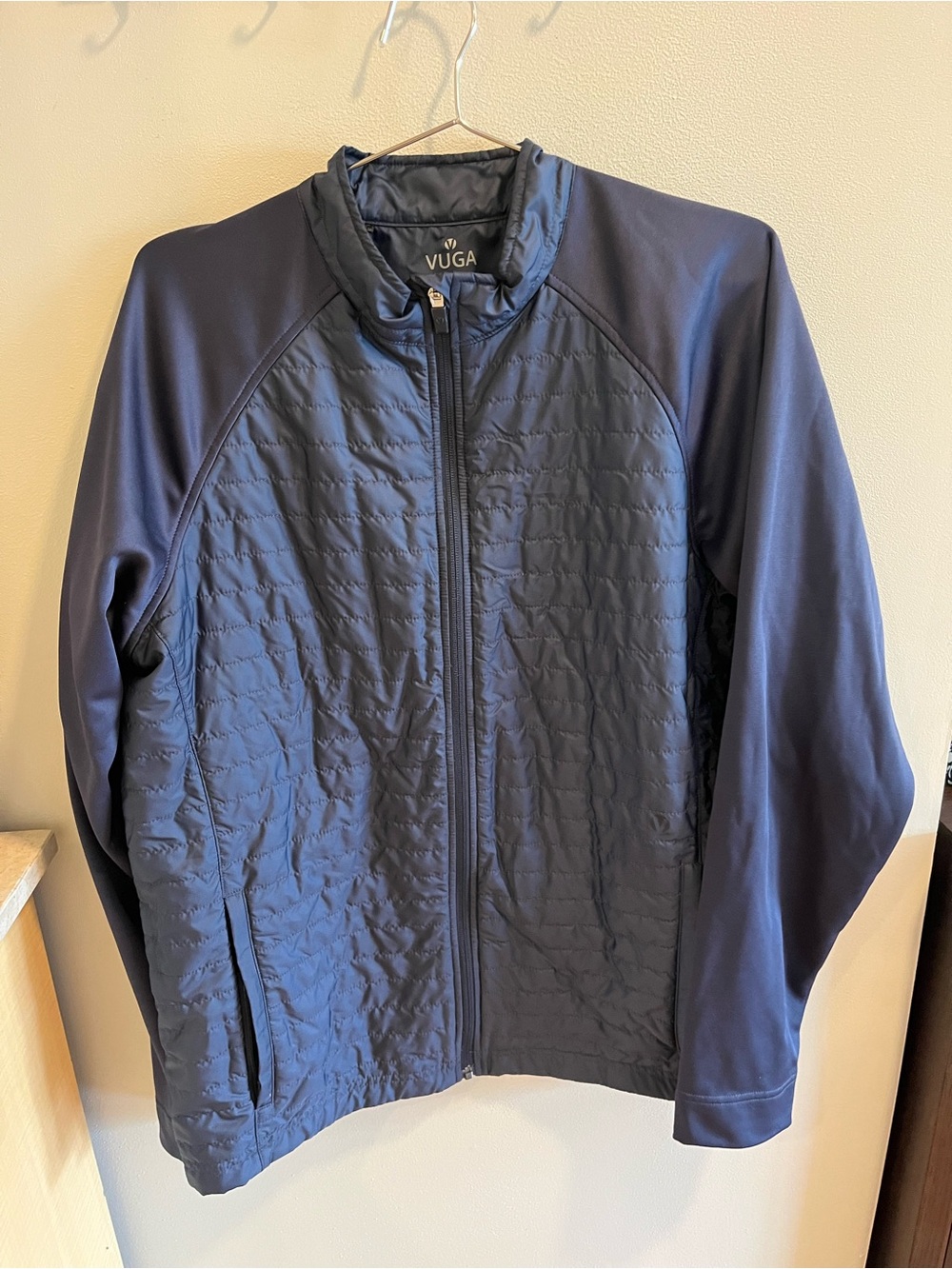 Vuga Men's Navy Quilted Hybrid Jacket
